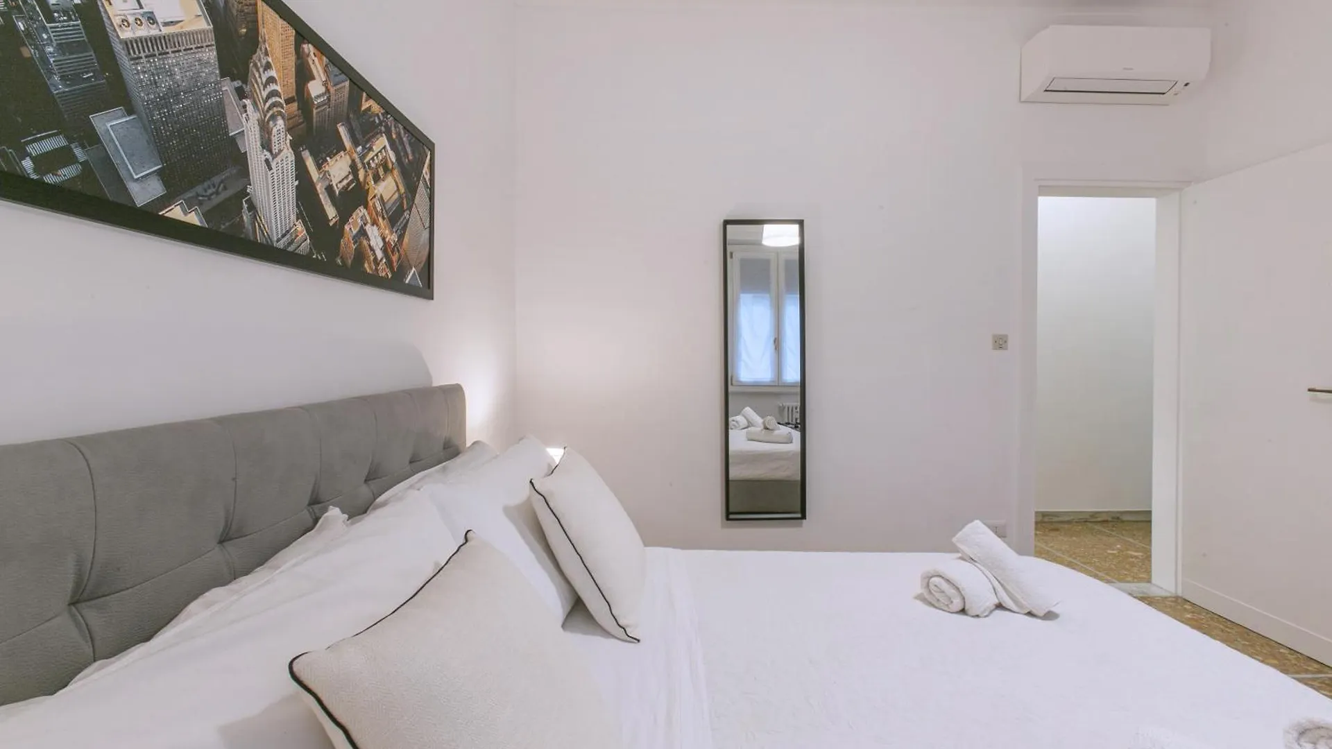 Modern Apartment 5 Minutes From Ponte Milvio