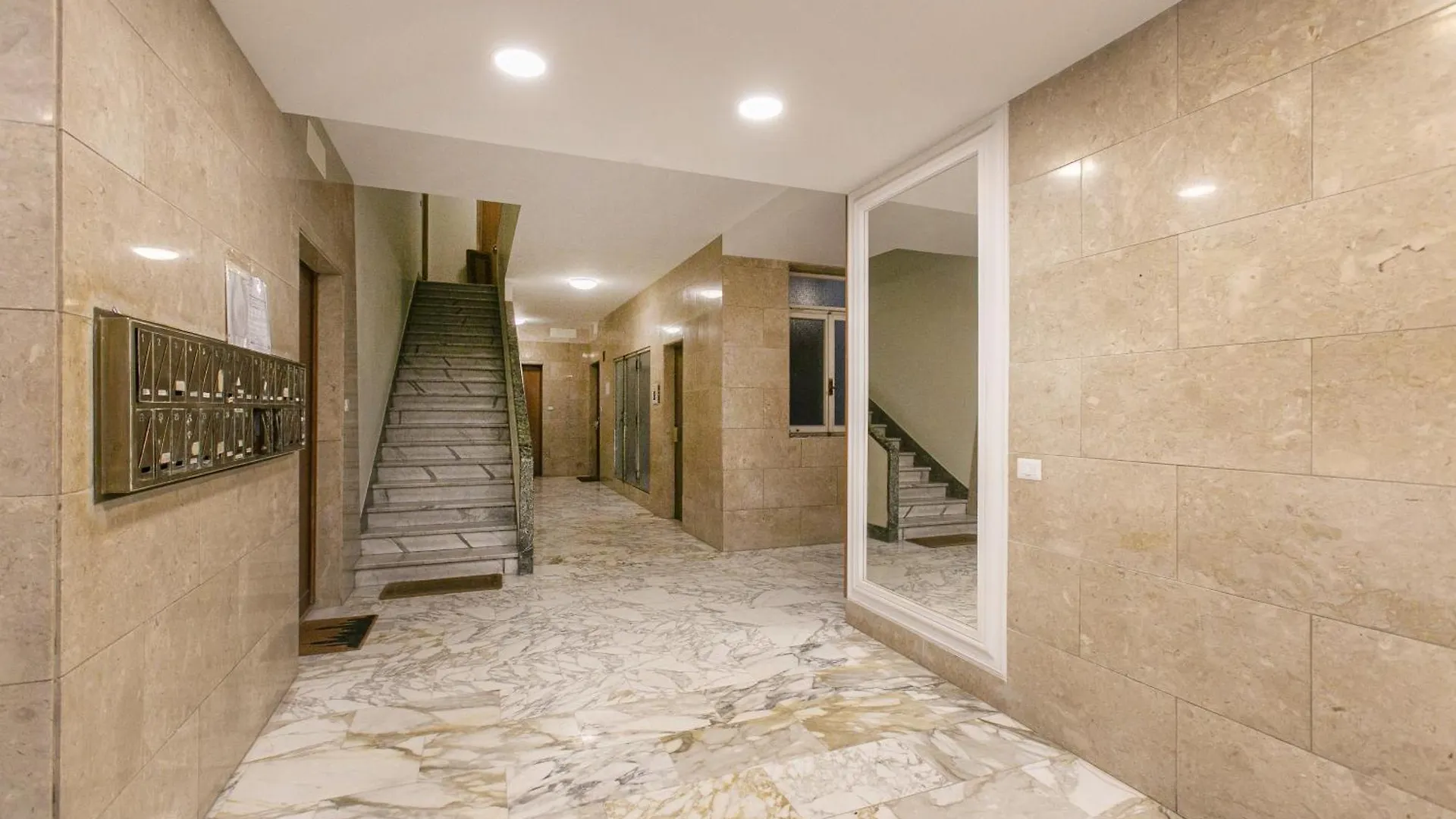 Modern Apartment 5 Minutes From Ponte Milvio