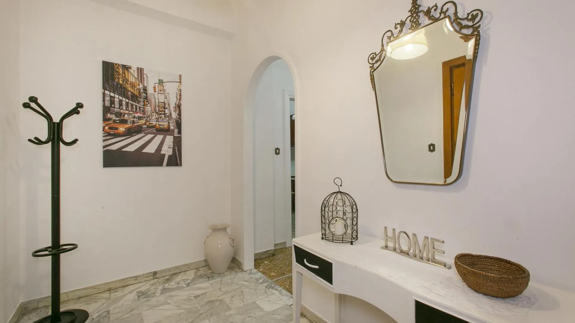 Modern Apartment 5 Minutes From Ponte Milvio 0*, Rome Italy