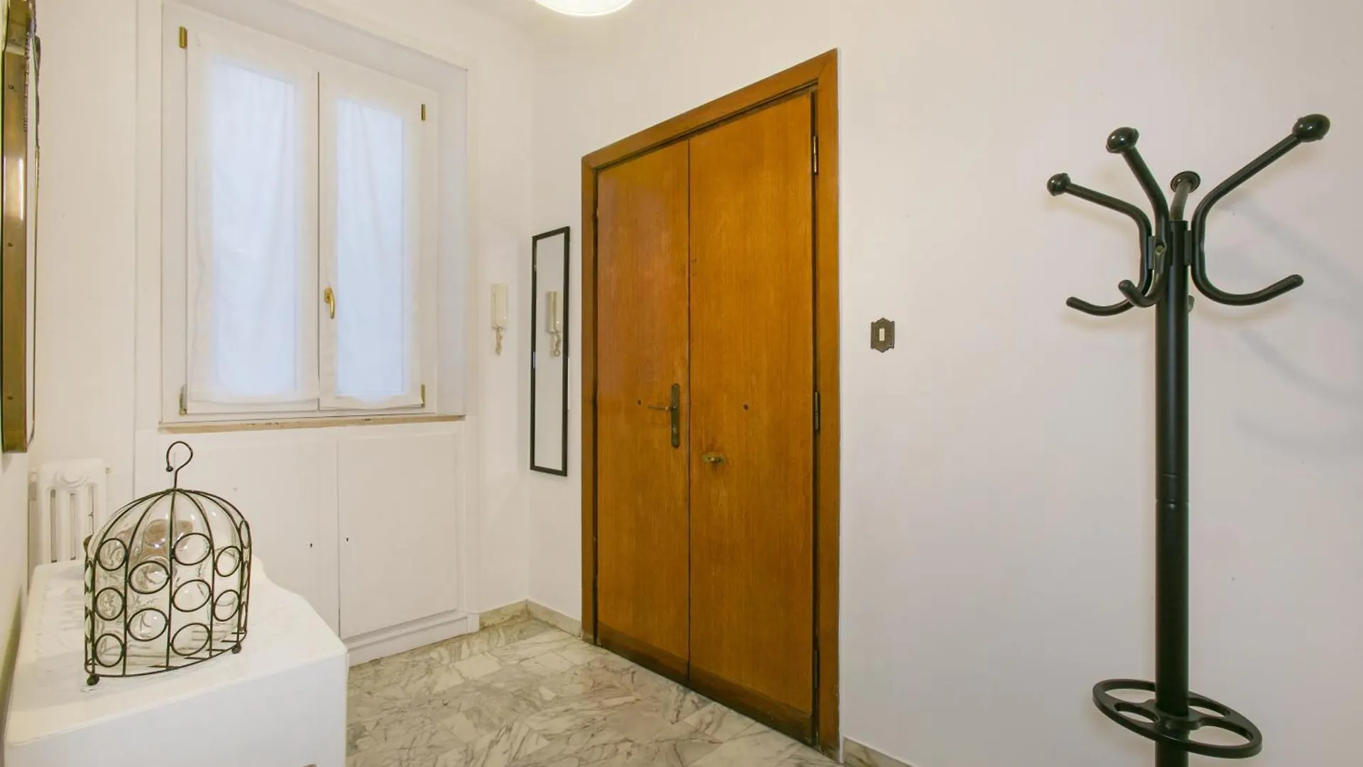 Modern Apartment 5 Minutes From Ponte Milvio