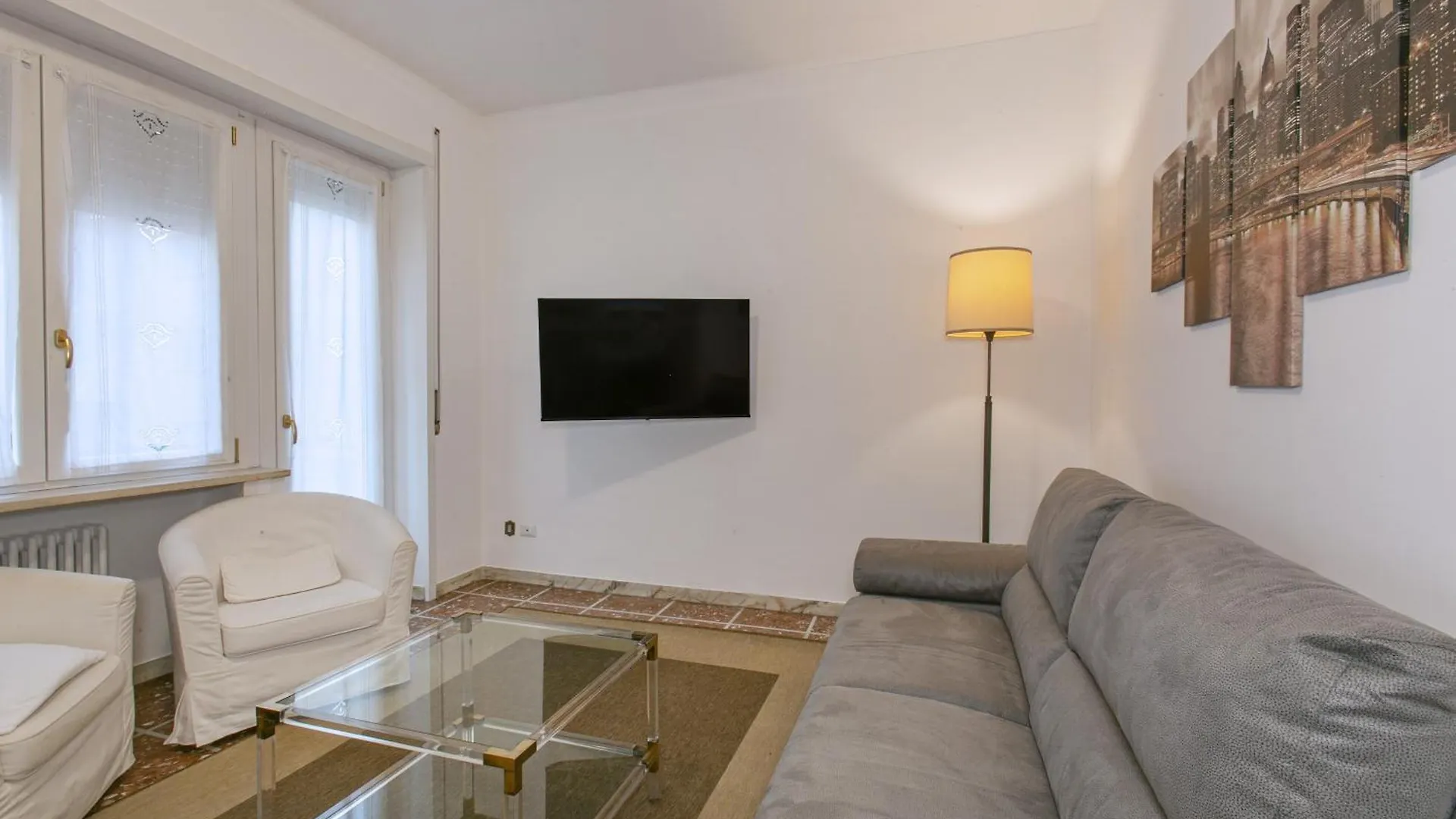 Modern Apartment 5 Minutes From Ponte Milvio 0*, Rome Italy